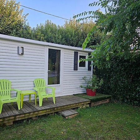 Camping Le Moulin Du Roy Ровел Екстериор снимка