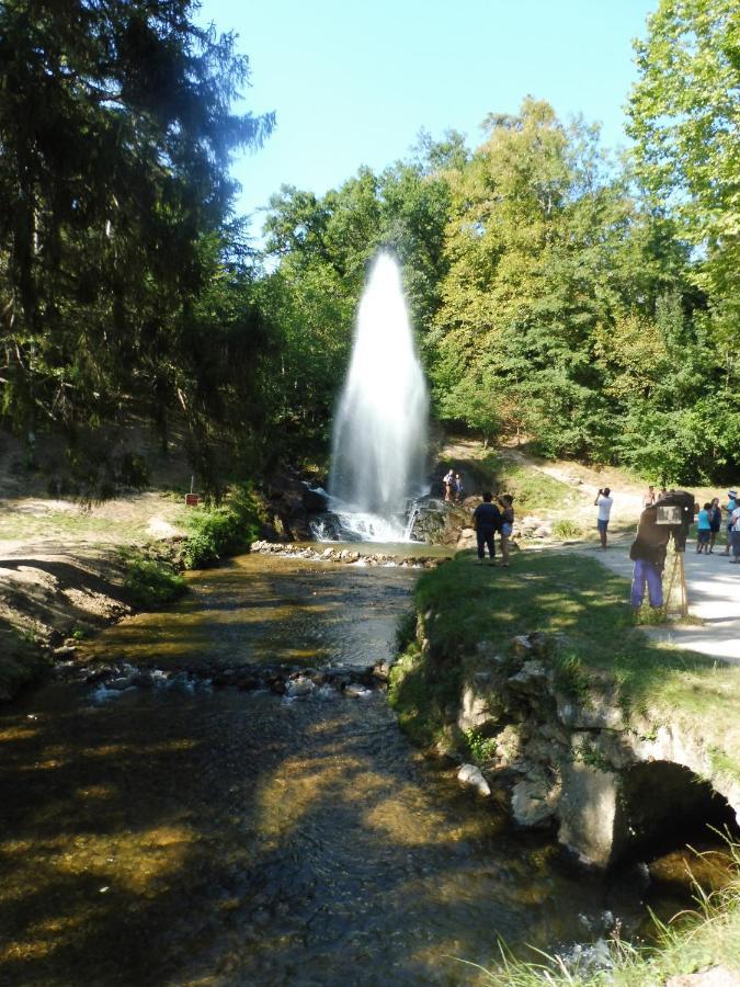 Camping Le Moulin Du Roy Ровел Екстериор снимка