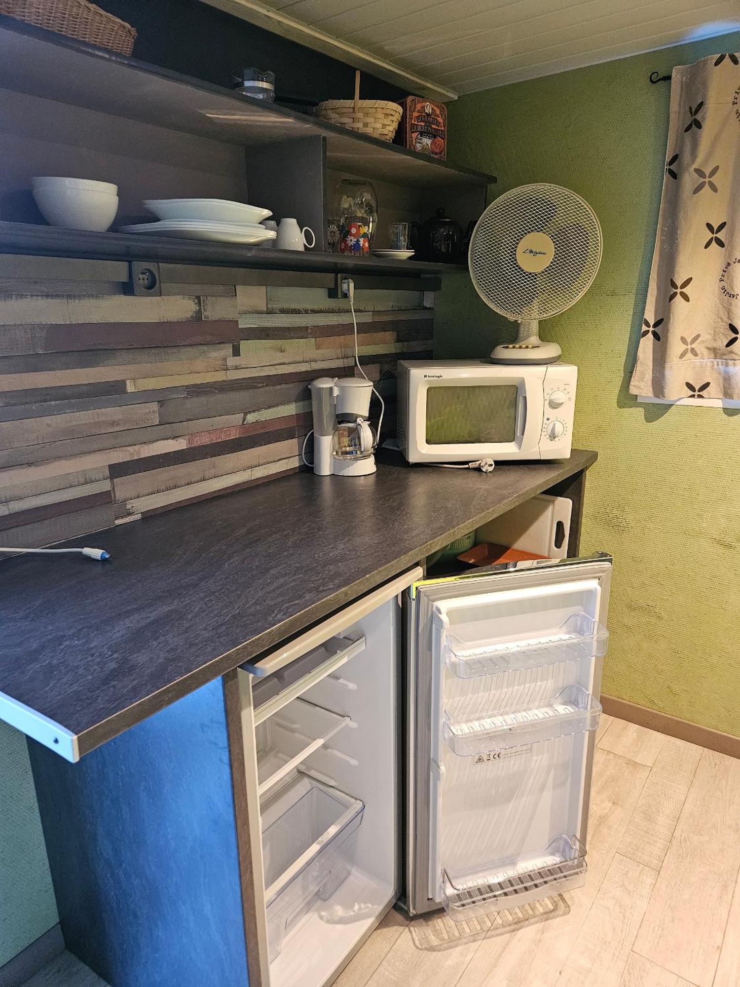 Camping Le Moulin Du Roy Ровел Екстериор снимка