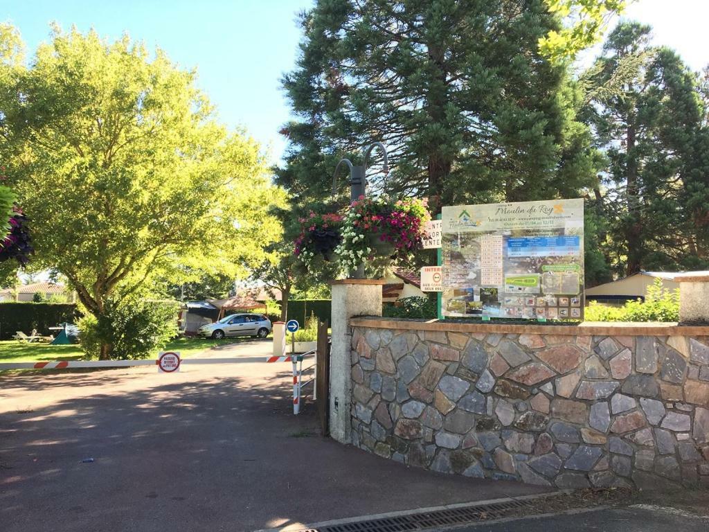 Camping Le Moulin Du Roy Ровел Екстериор снимка