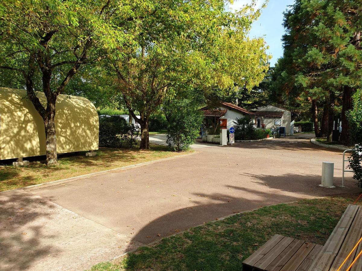 Camping Le Moulin Du Roy Ровел Екстериор снимка