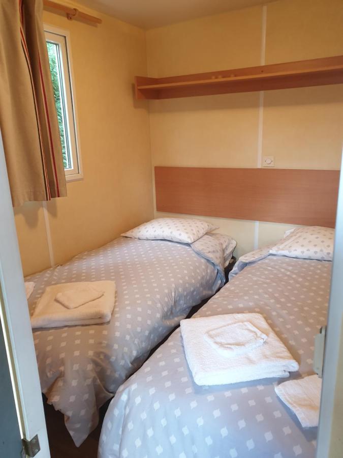 Camping Le Moulin Du Roy Ровел Екстериор снимка